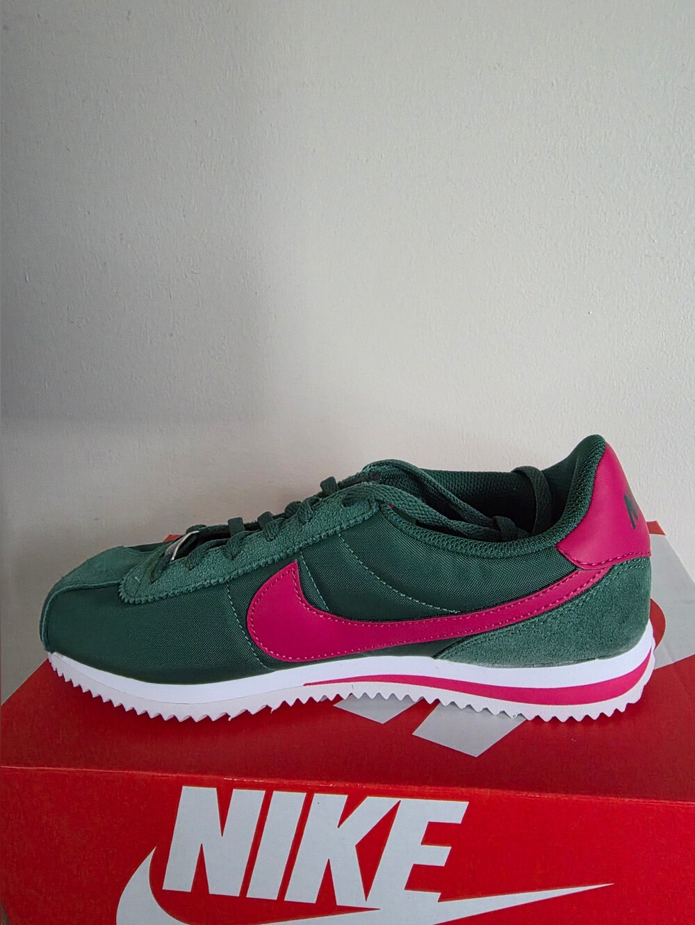Nike Cortez TXT (GS) Size 5 Youth Women 6.5 New With Box